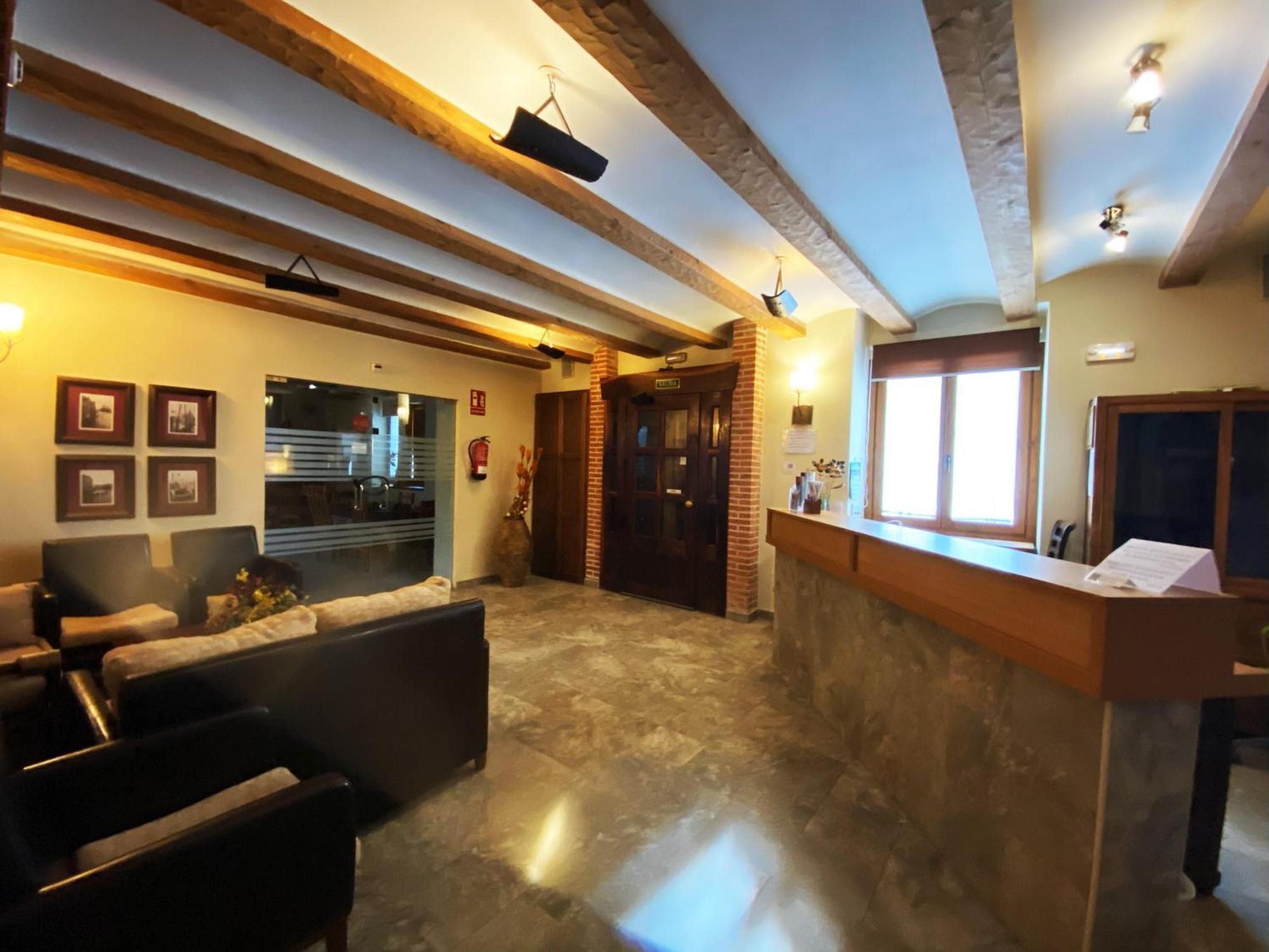 El Rastro - Palacio Duque De Tamames - Hotel 3*