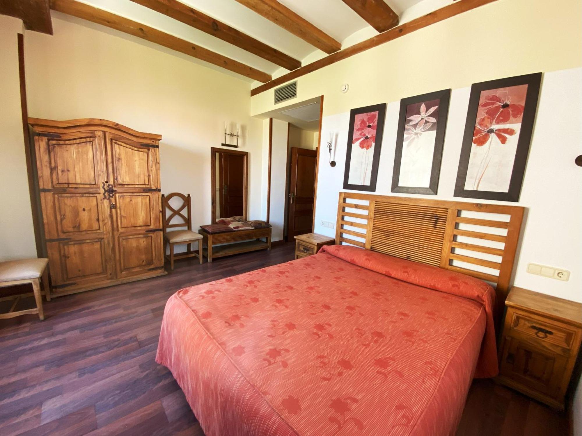 El Rastro - Palacio Duque De Tamames - 3*