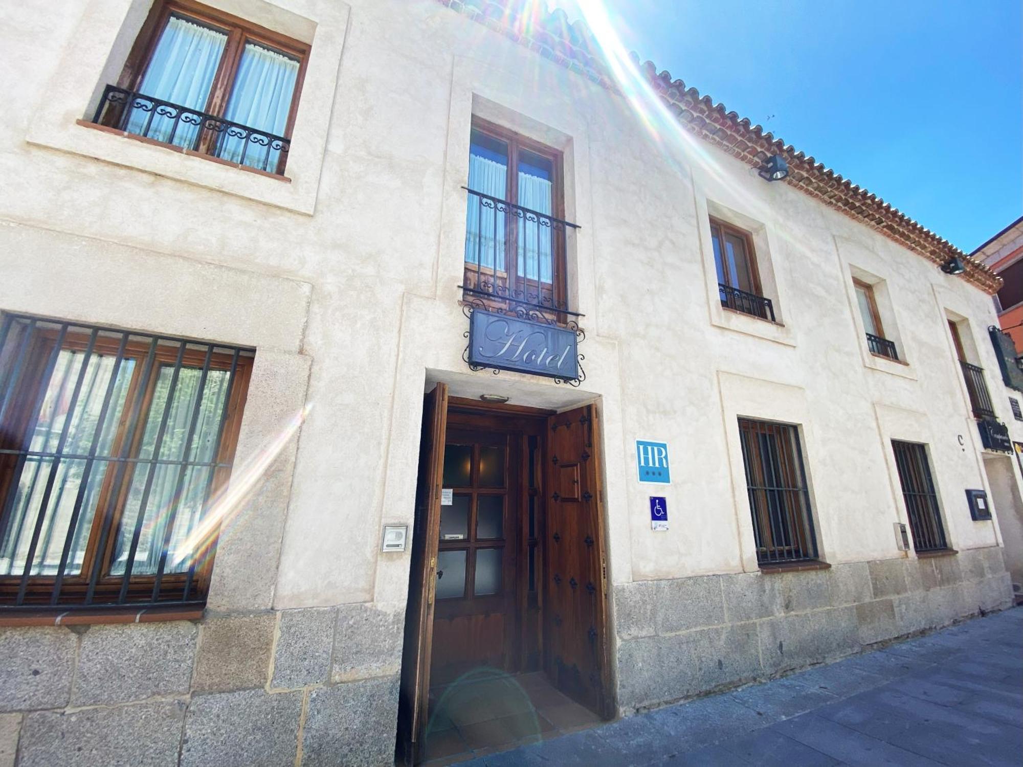 El Rastro - Palacio Duque De Tamames - Avila