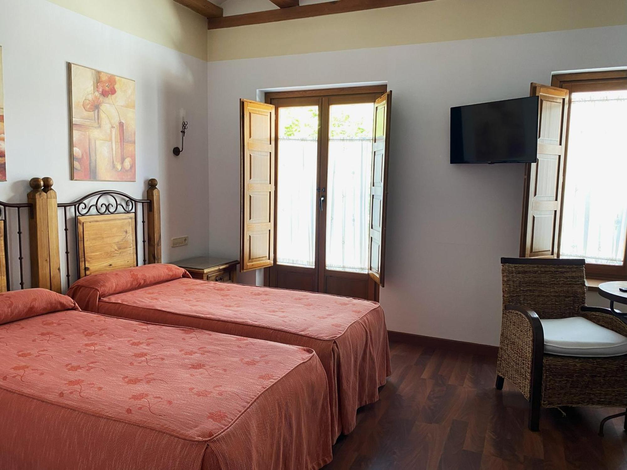 El Rastro - Palacio Duque De Tamames - Hotel