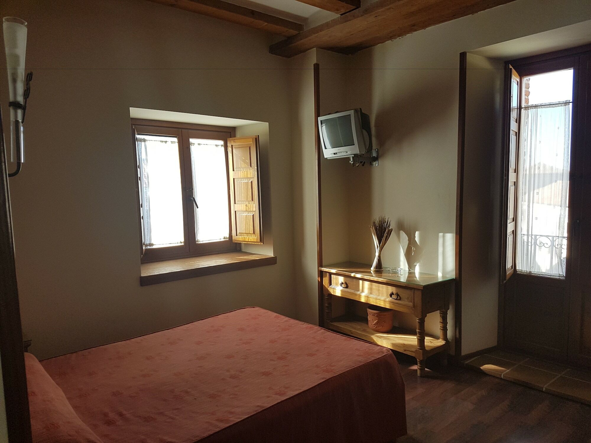 Hotel El Rastro - Palacio Duque De Tamames - Avila
